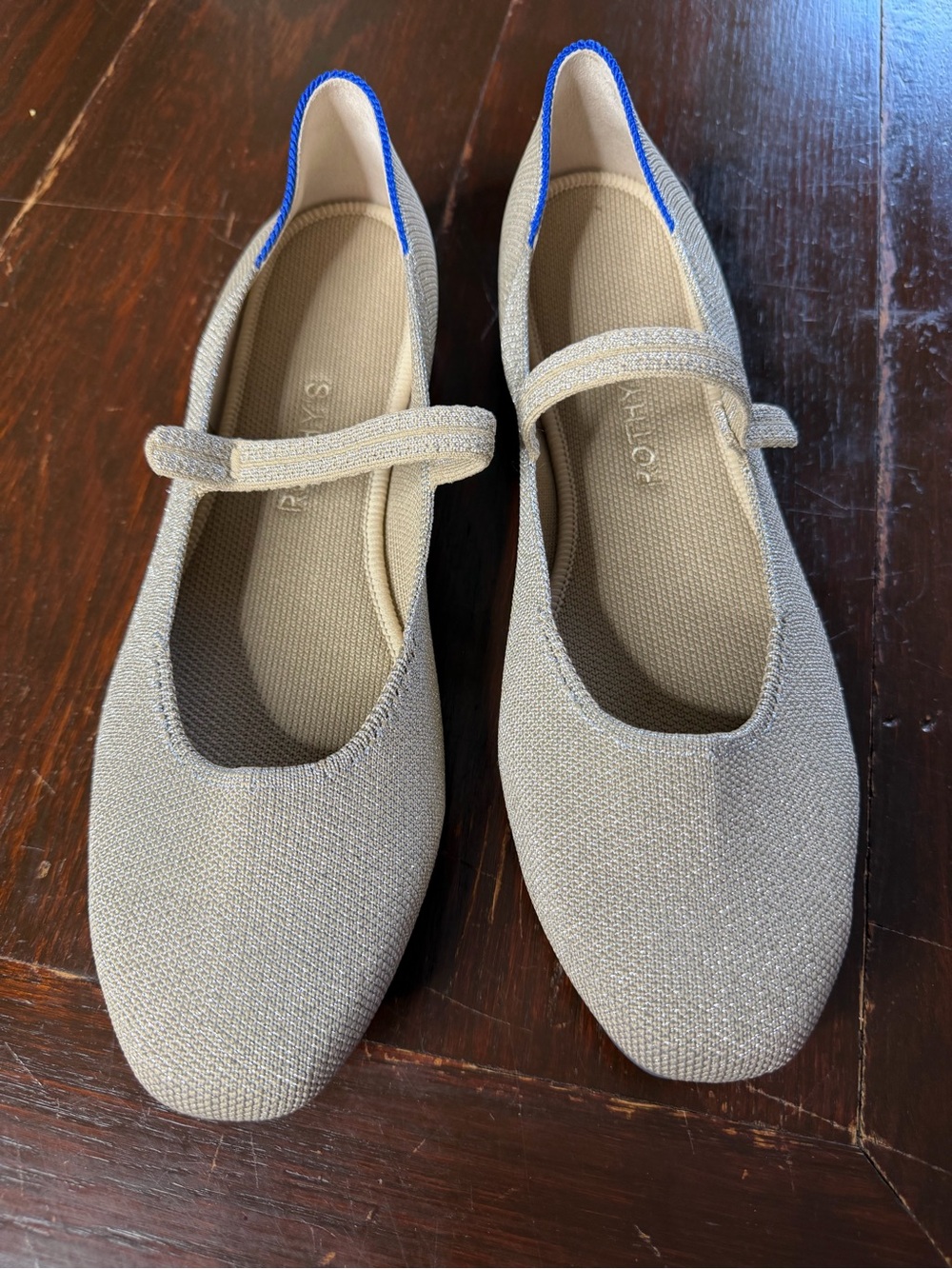 Rothy Sparkling Champagne Gold Flats - Like New in Box